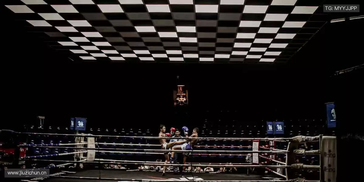 全球赛事同步直播,实时数据掌控赛场!📊 每一秒都不容错过!